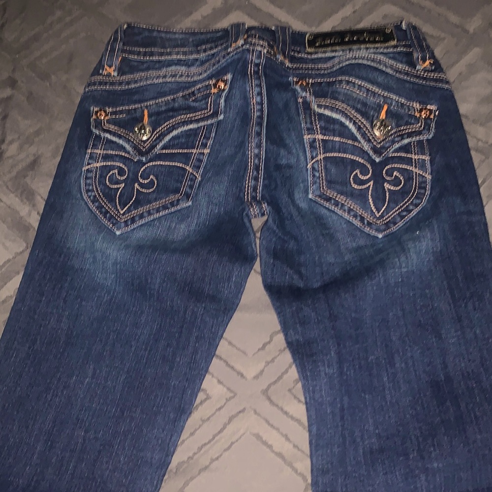 Only been wore a couple of times, in excellent condition.